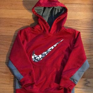 Nike Therma-Fit Hoodie